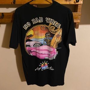 Men’s Large Sullen Shirts